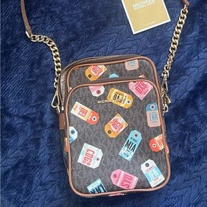 Michael Kors Jet Set Travel Medium Crossbody Bag with Gold Hardware